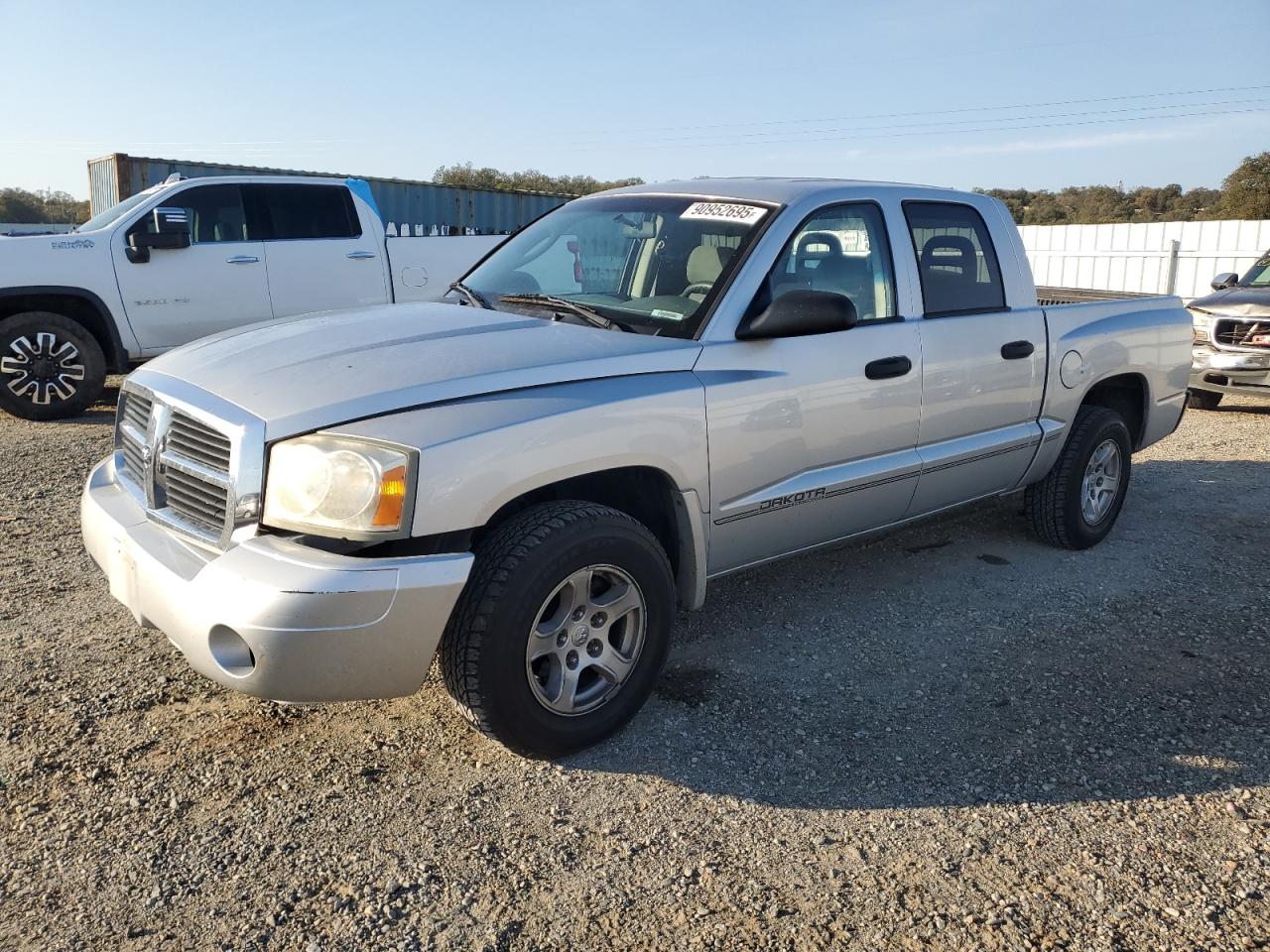 DODGE DAKOTA QUA 2006