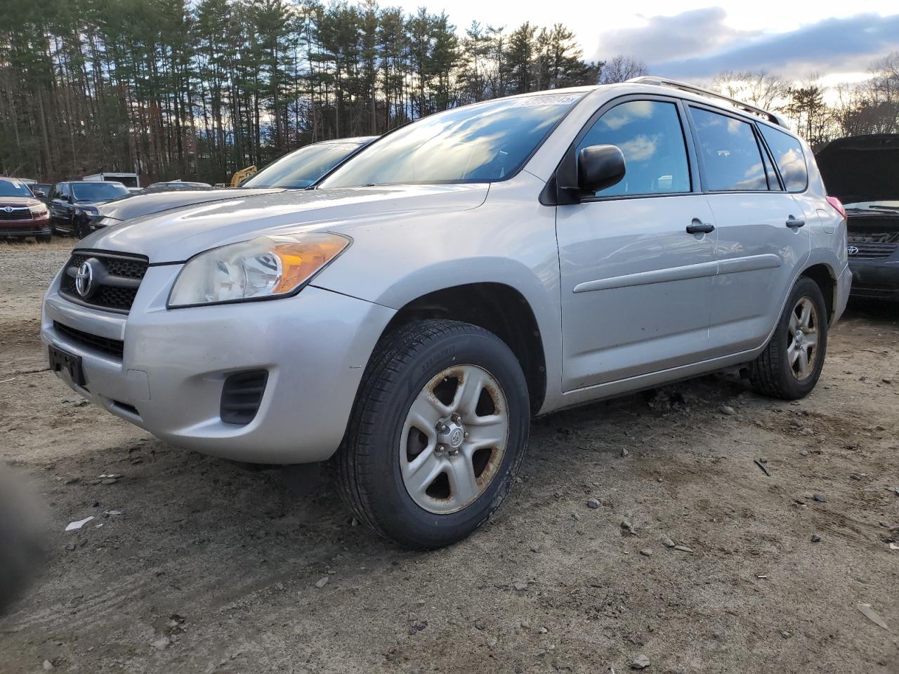 TOYOTA RAV4 2011