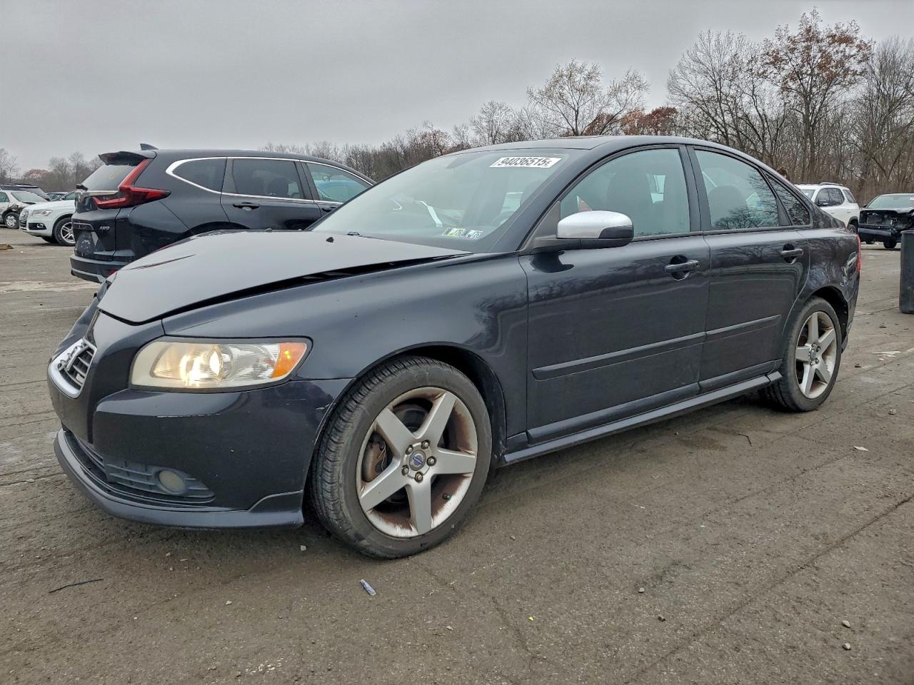 VOLVO S40 T5 2009