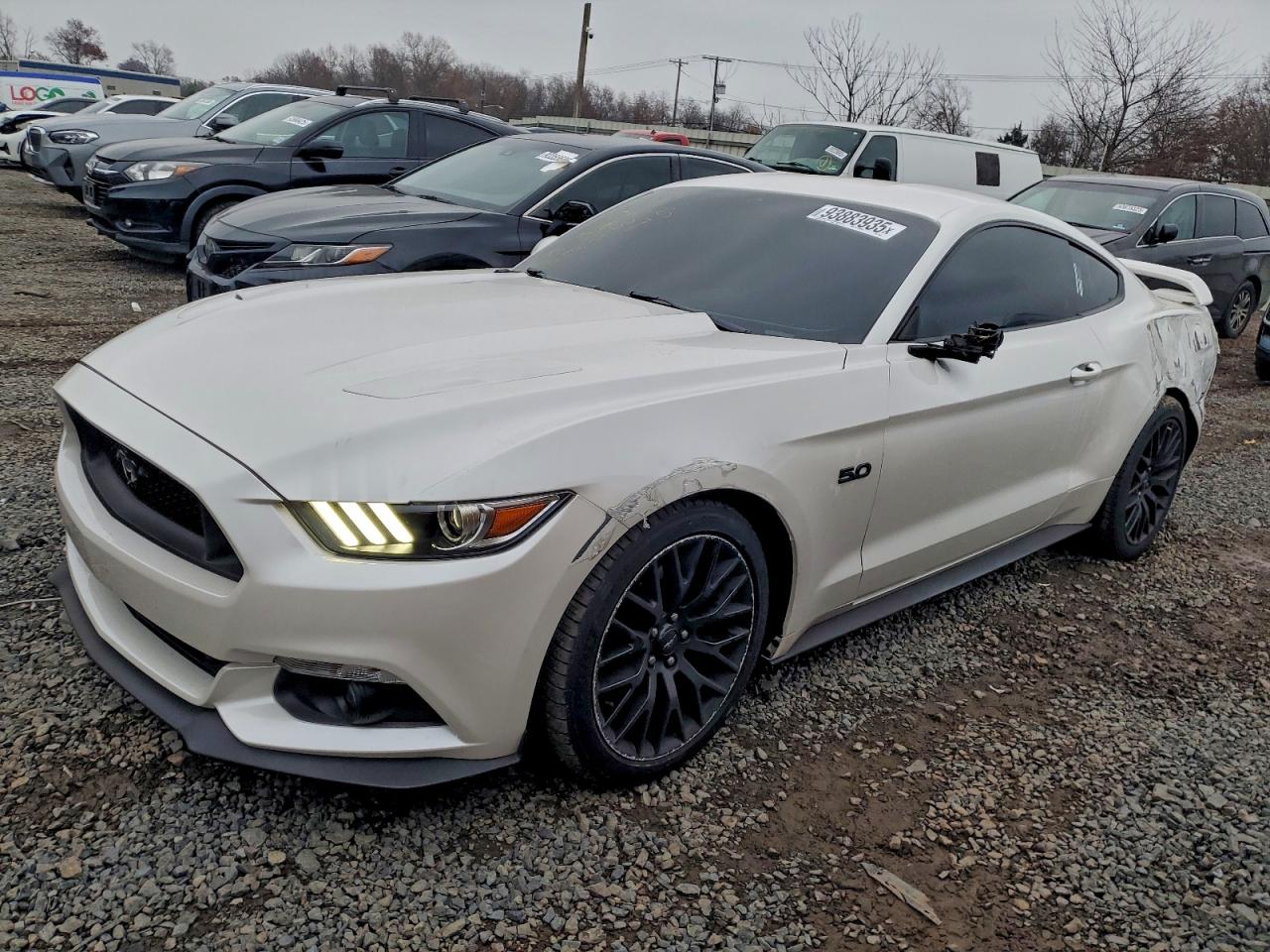 FORD MUSTANG 2017