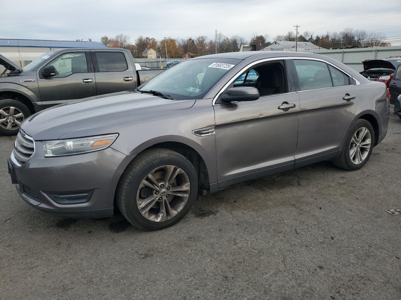 FORD TAURUS SEL 2014
