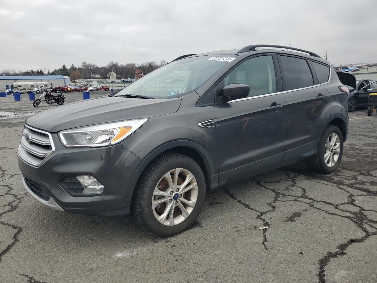 FORD ESCAPE SE 2018