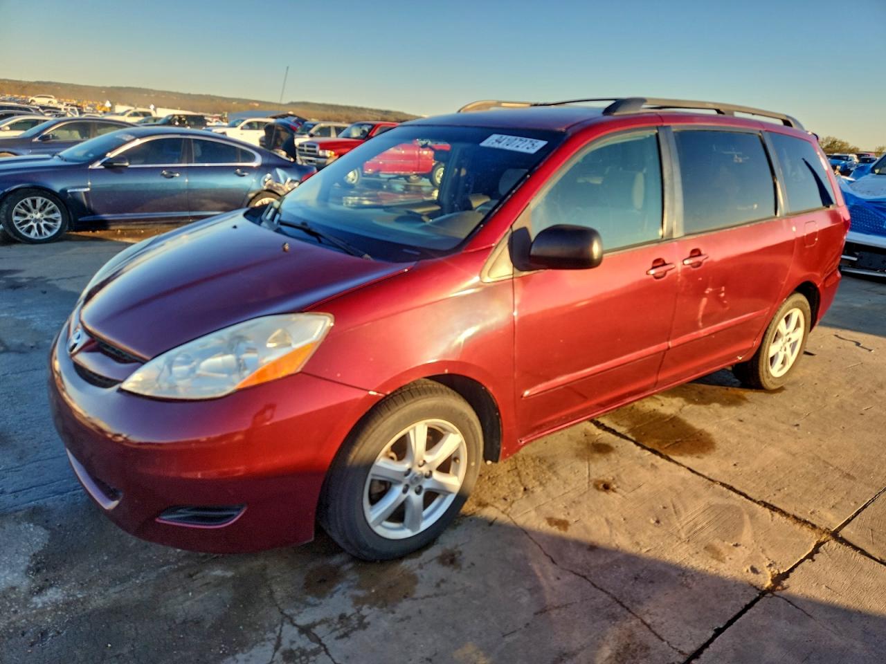 TOYOTA SIENNA CE 2008