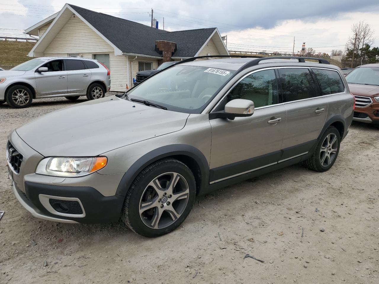 VOLVO XC70 T6 2013