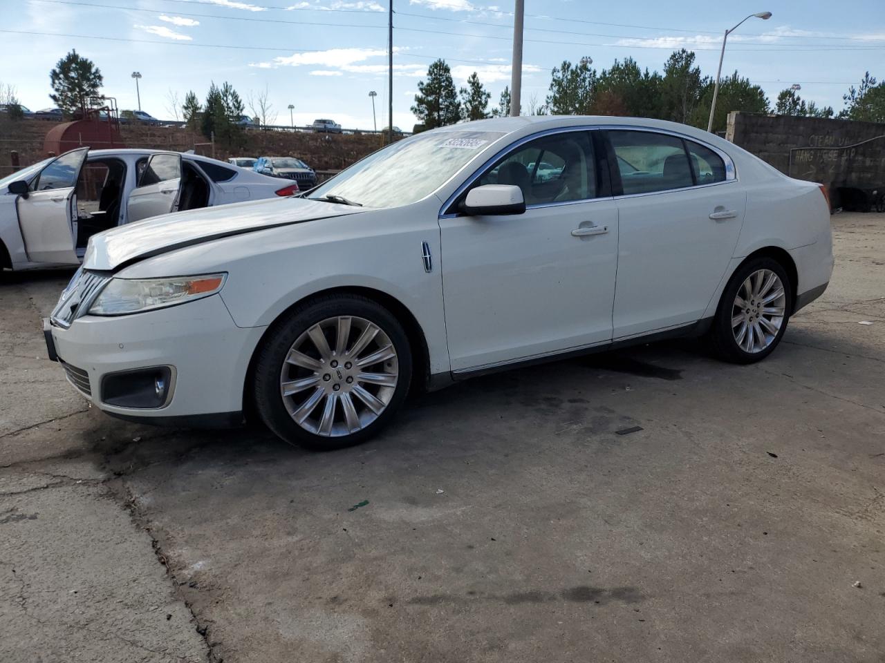 LINCOLN MKS 2010
