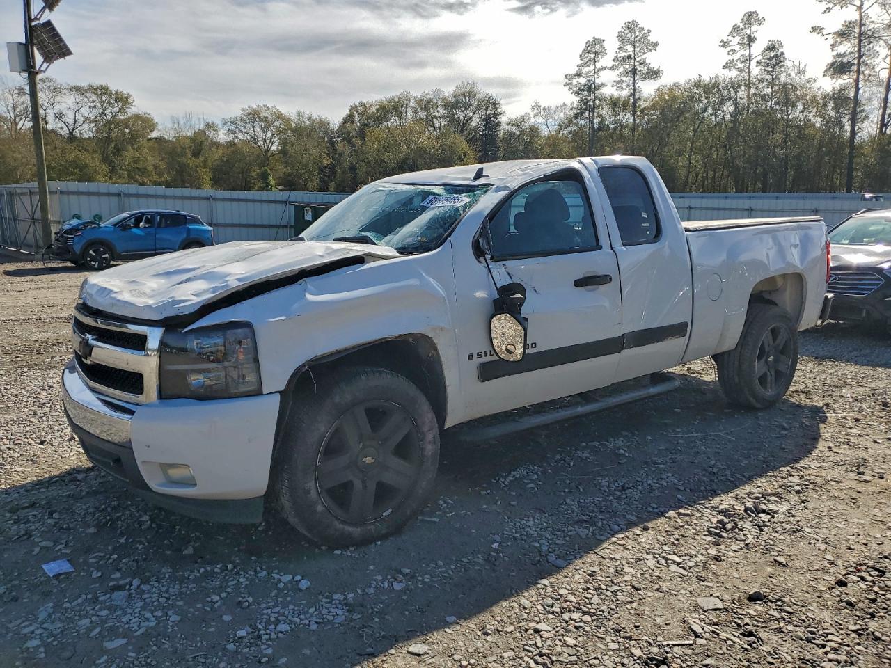 CHEVROLET SILVERADO 2007
