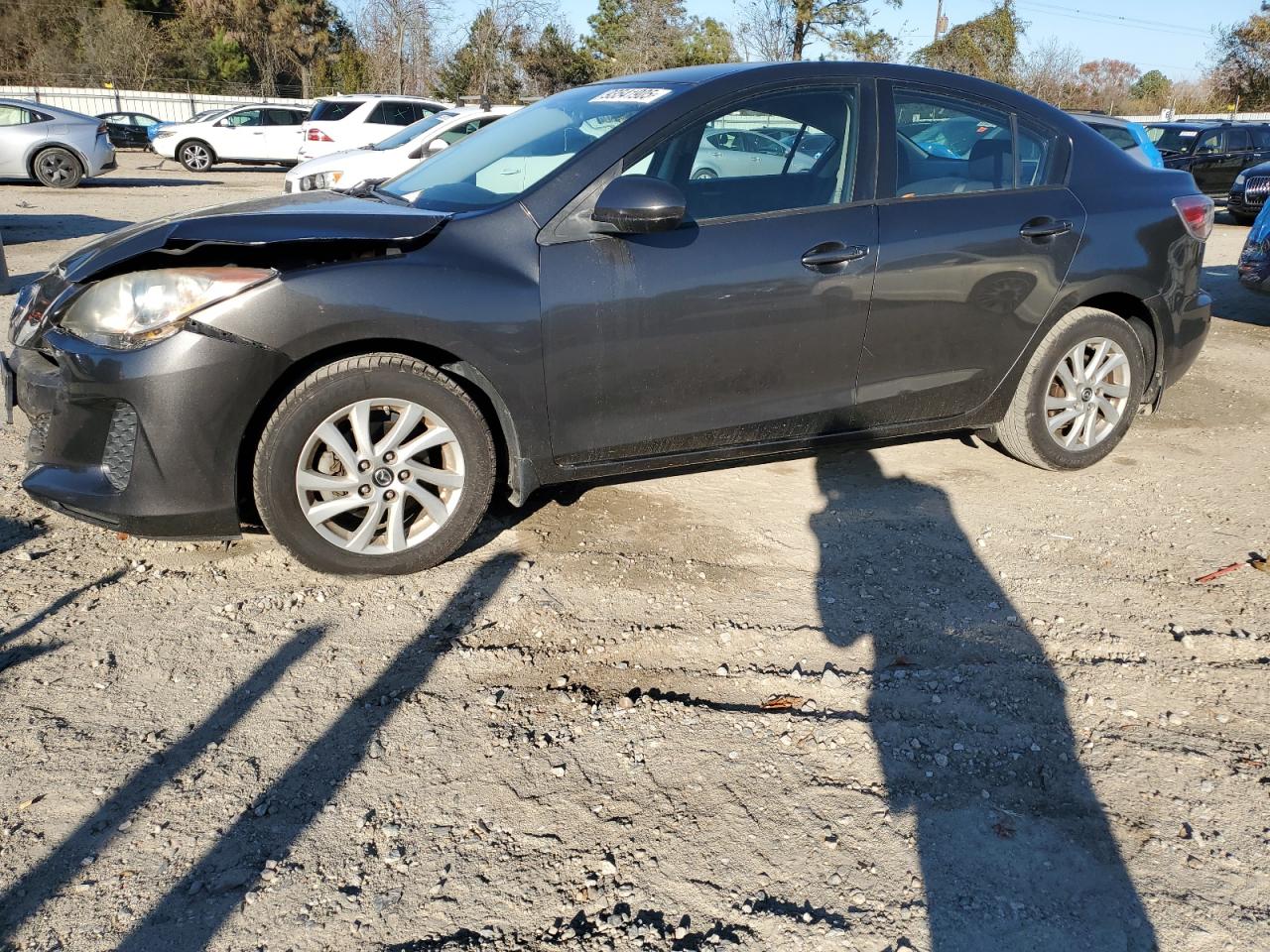 MAZDA 3 2013