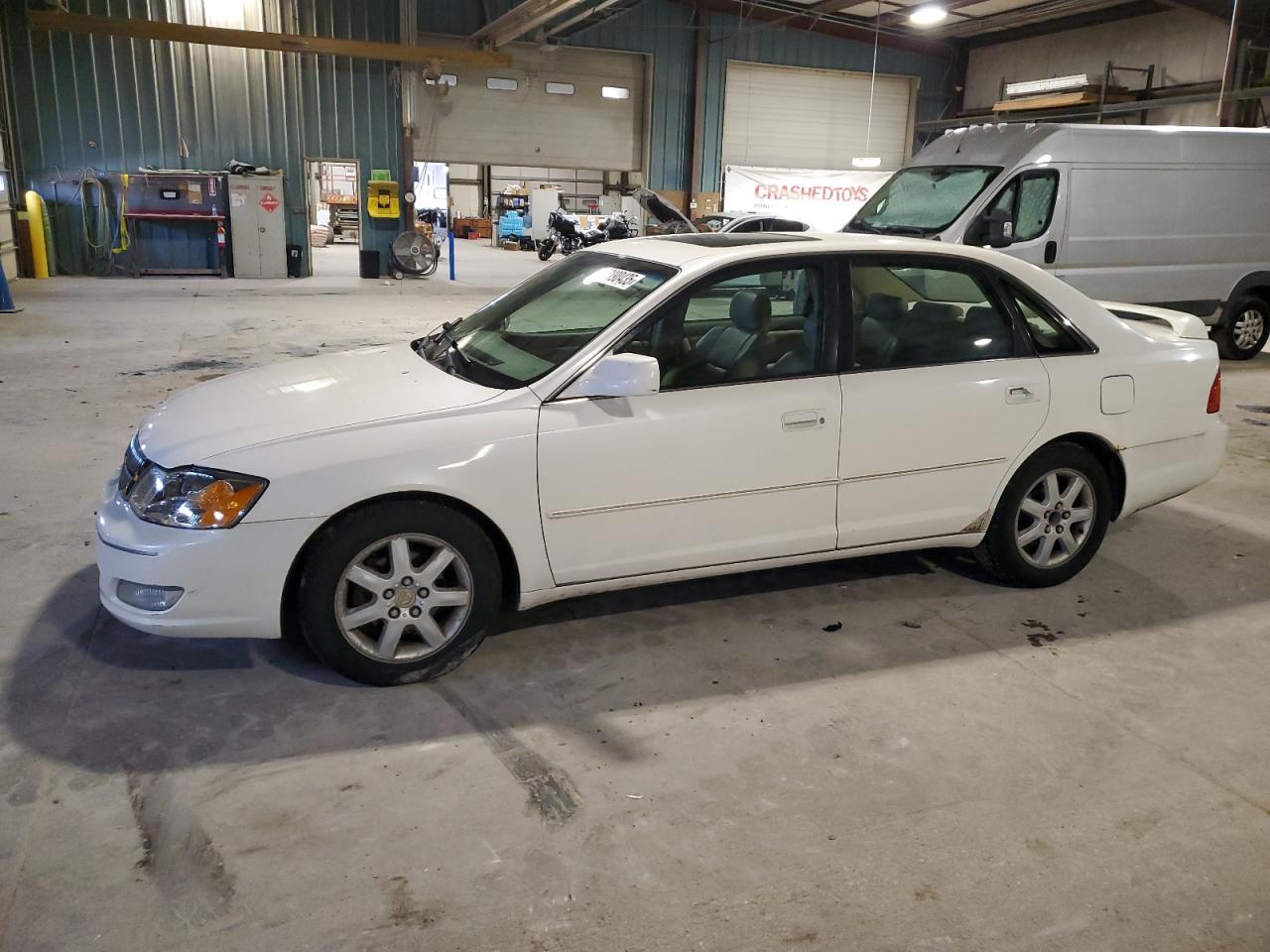 TOYOTA AVALON XL 2002