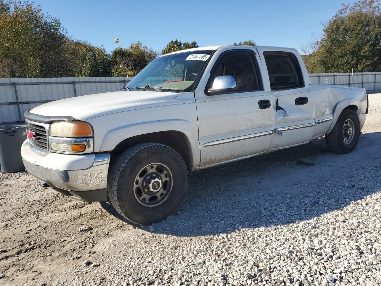 GMC SIERRA C15 2001