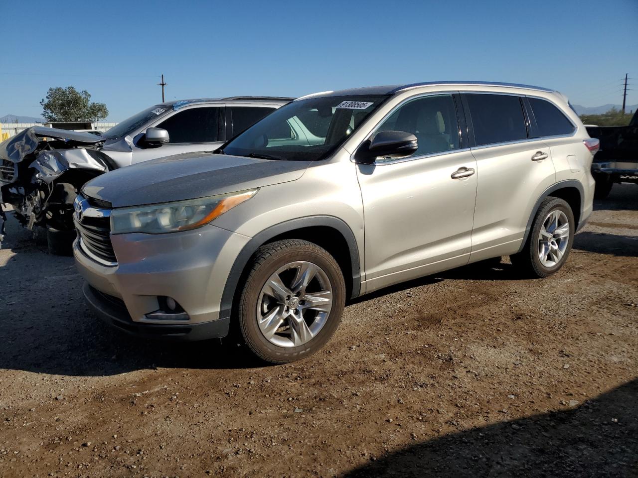 TOYOTA HIGHLANDER 2015