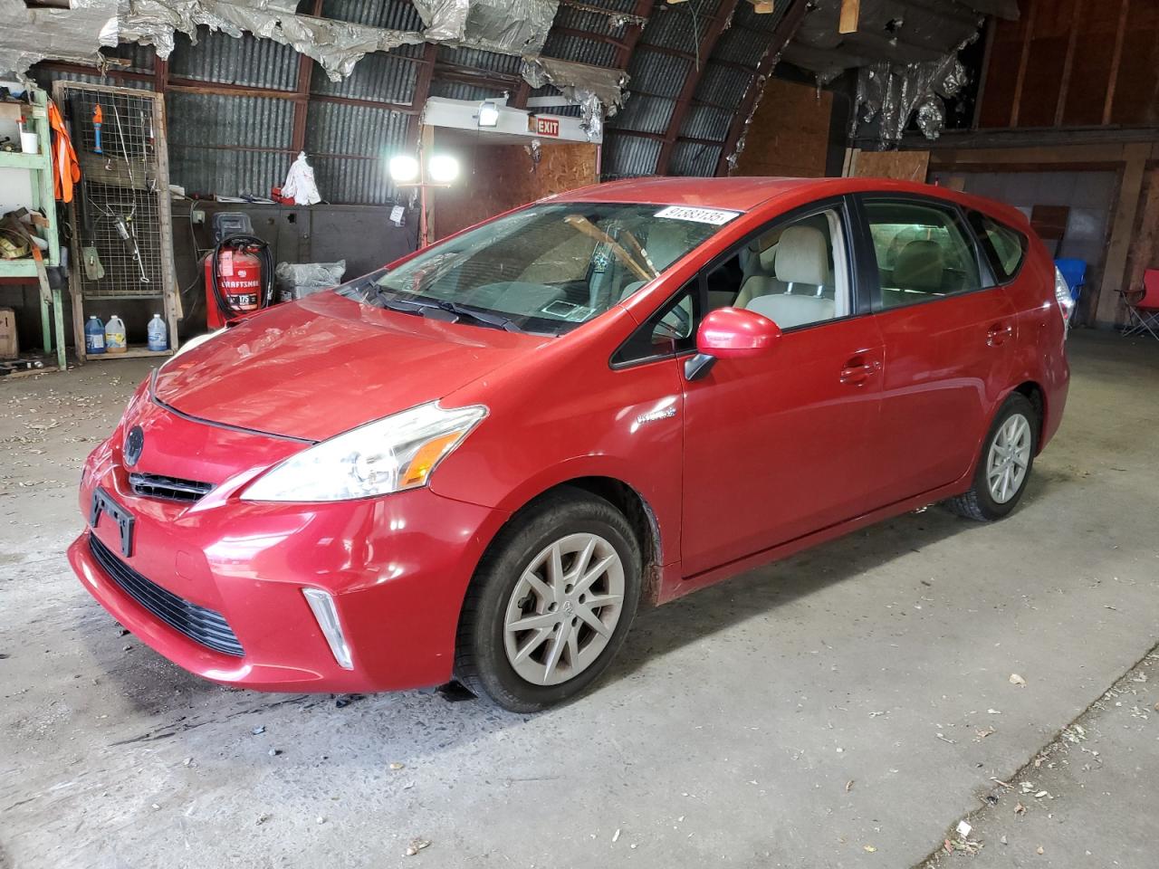 TOYOTA PRIUS V 2014