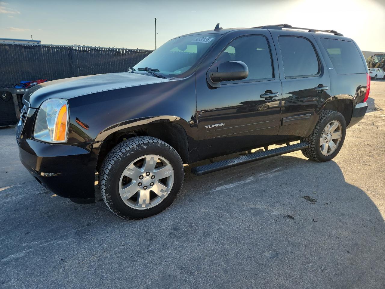 GMC YUKON SLT 2014