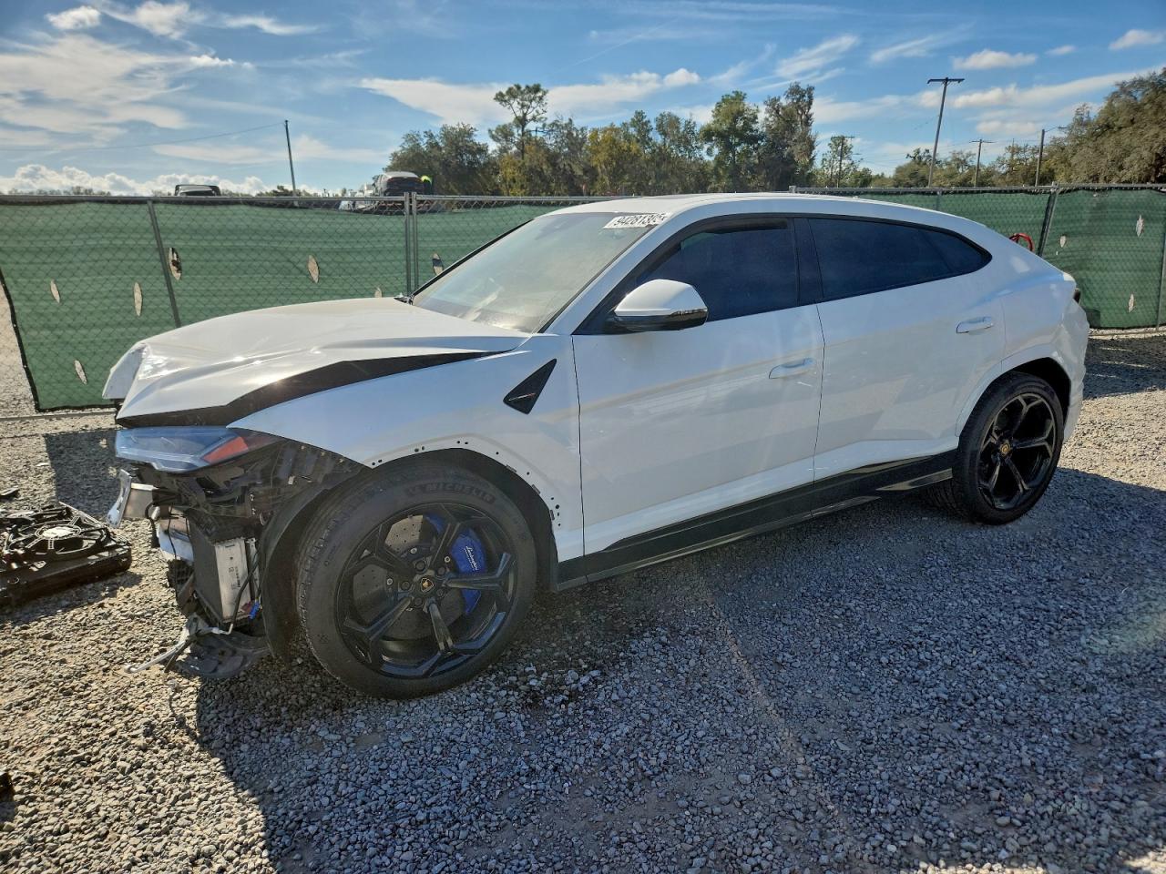 LAMBORGHINI URUS 2020