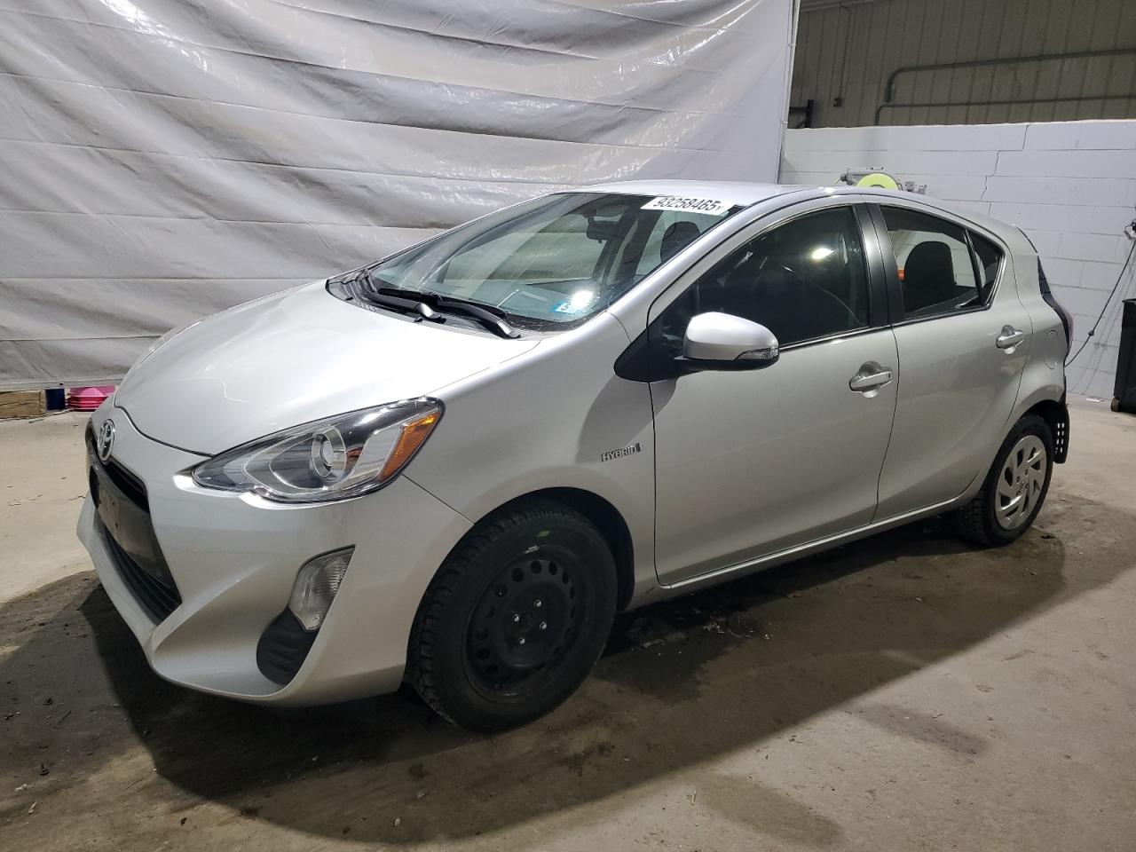 TOYOTA PRIUS C 2016
