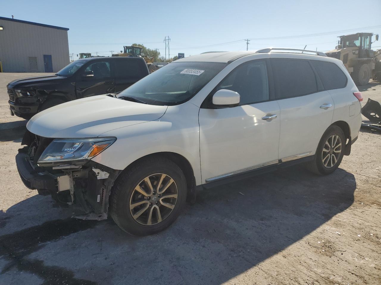 NISSAN PATHFINDER 2016