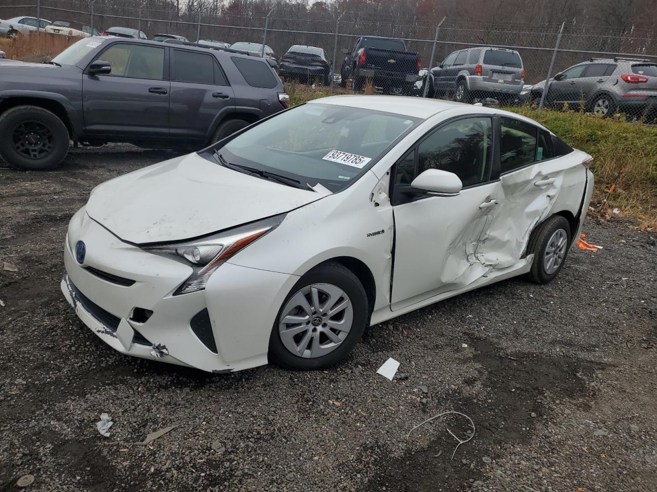 TOYOTA PRIUS 2017