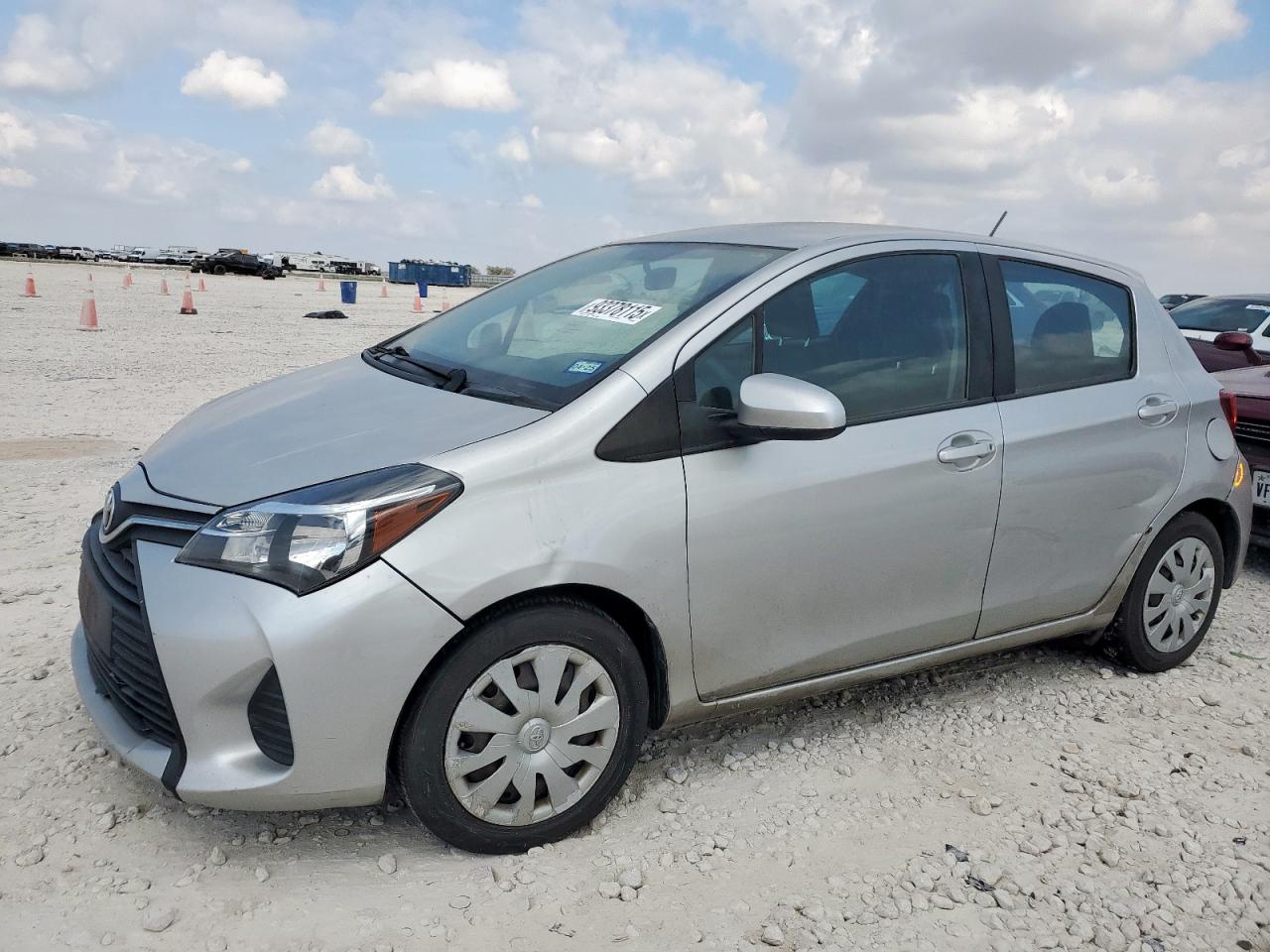 TOYOTA YARIS L 2016