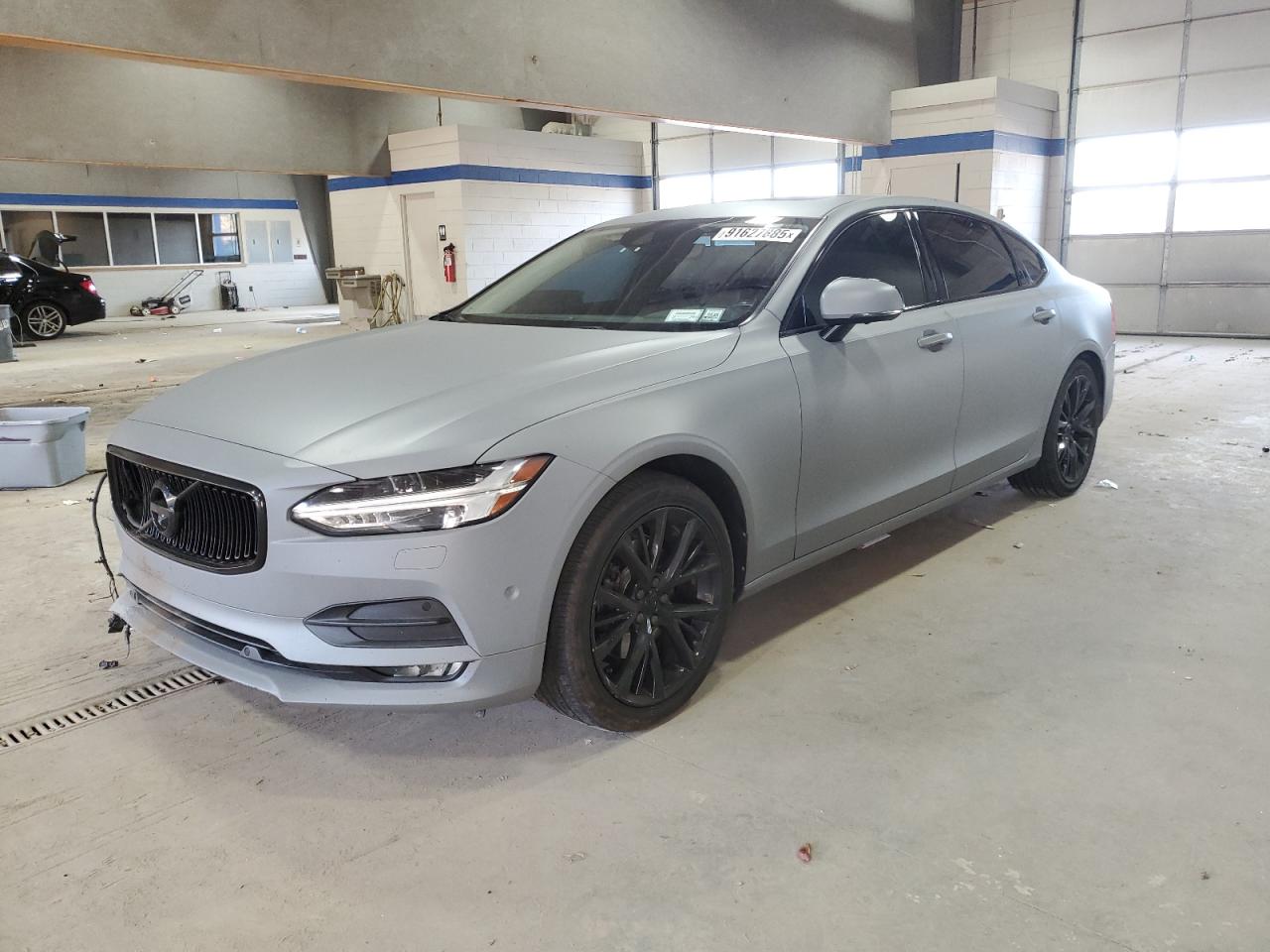 VOLVO S90 T5 MOM 2018