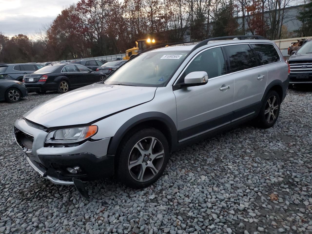 VOLVO XC70 2015