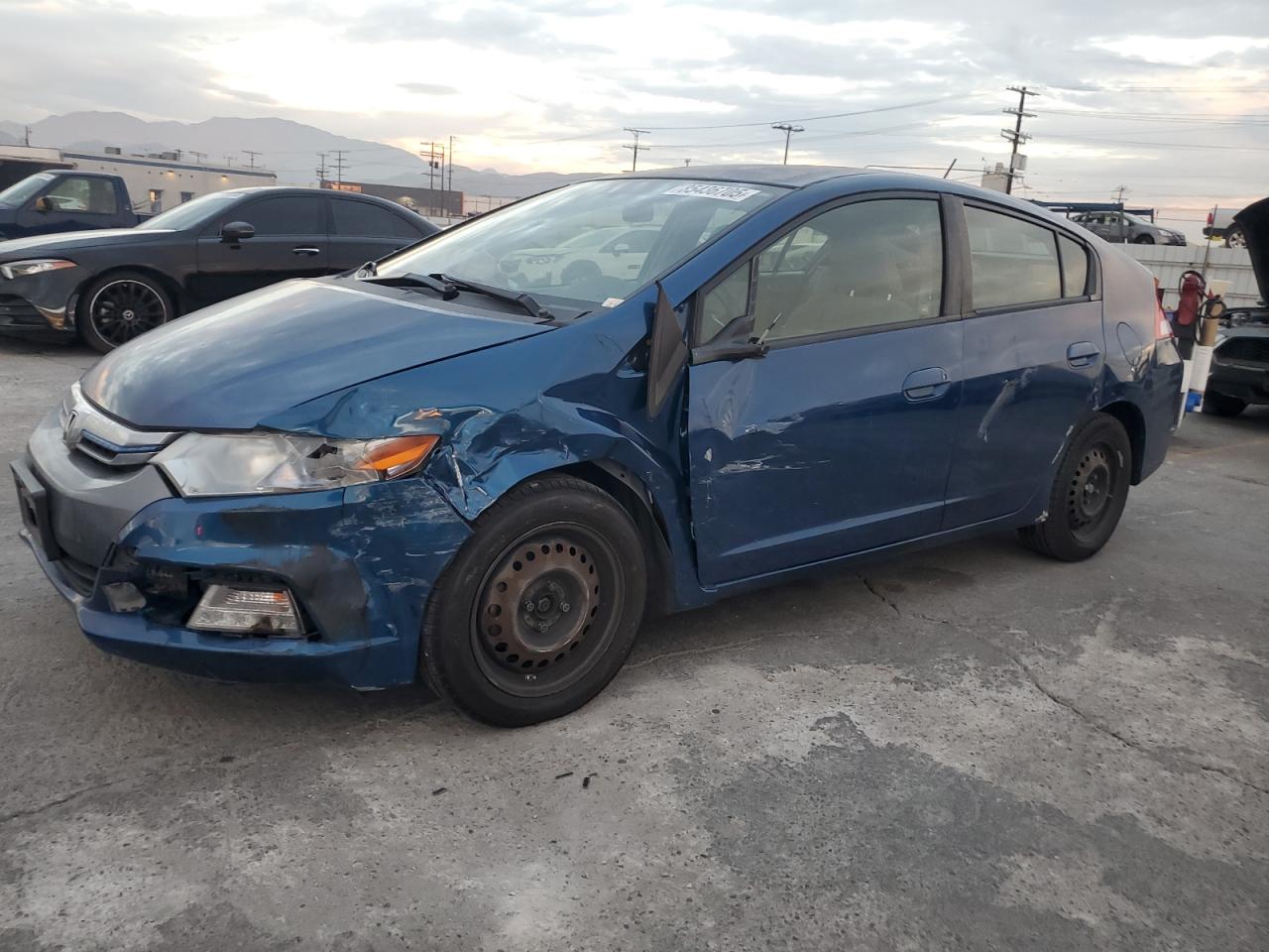 HONDA INSIGHT 2013