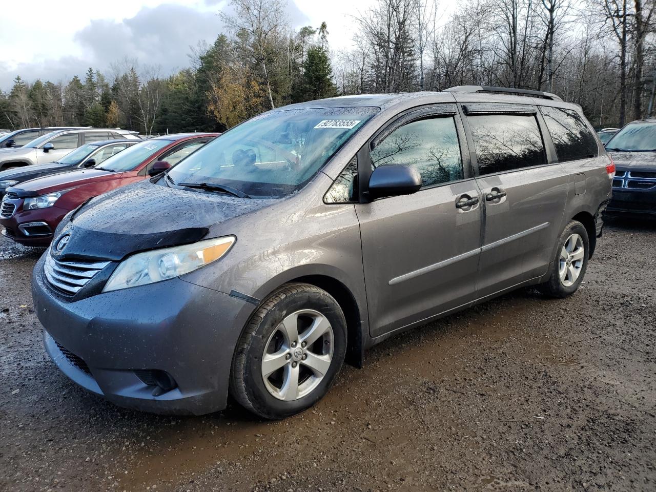 TOYOTA SIENNA 2013