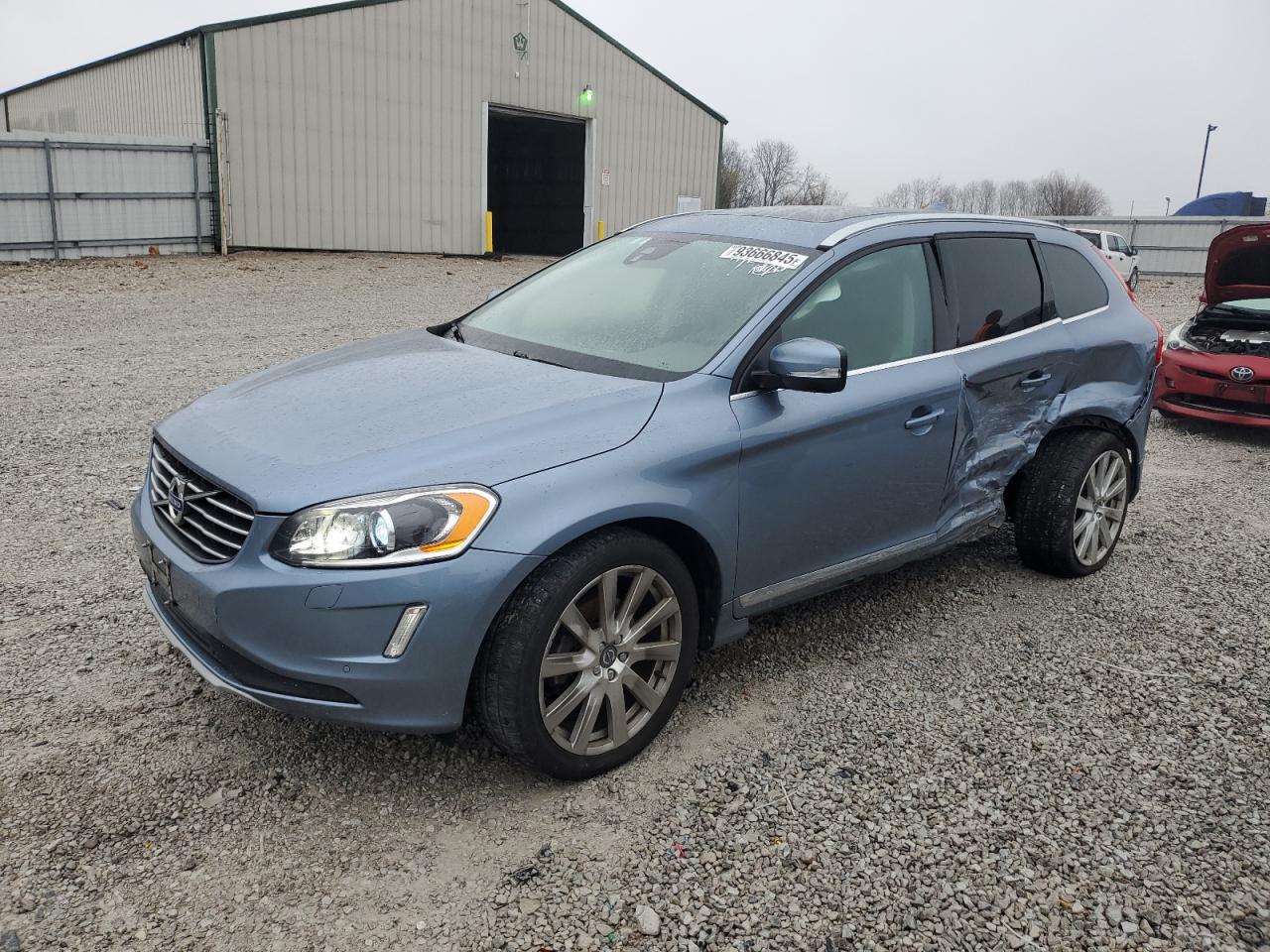 VOLVO XC60 T5 IN 2017