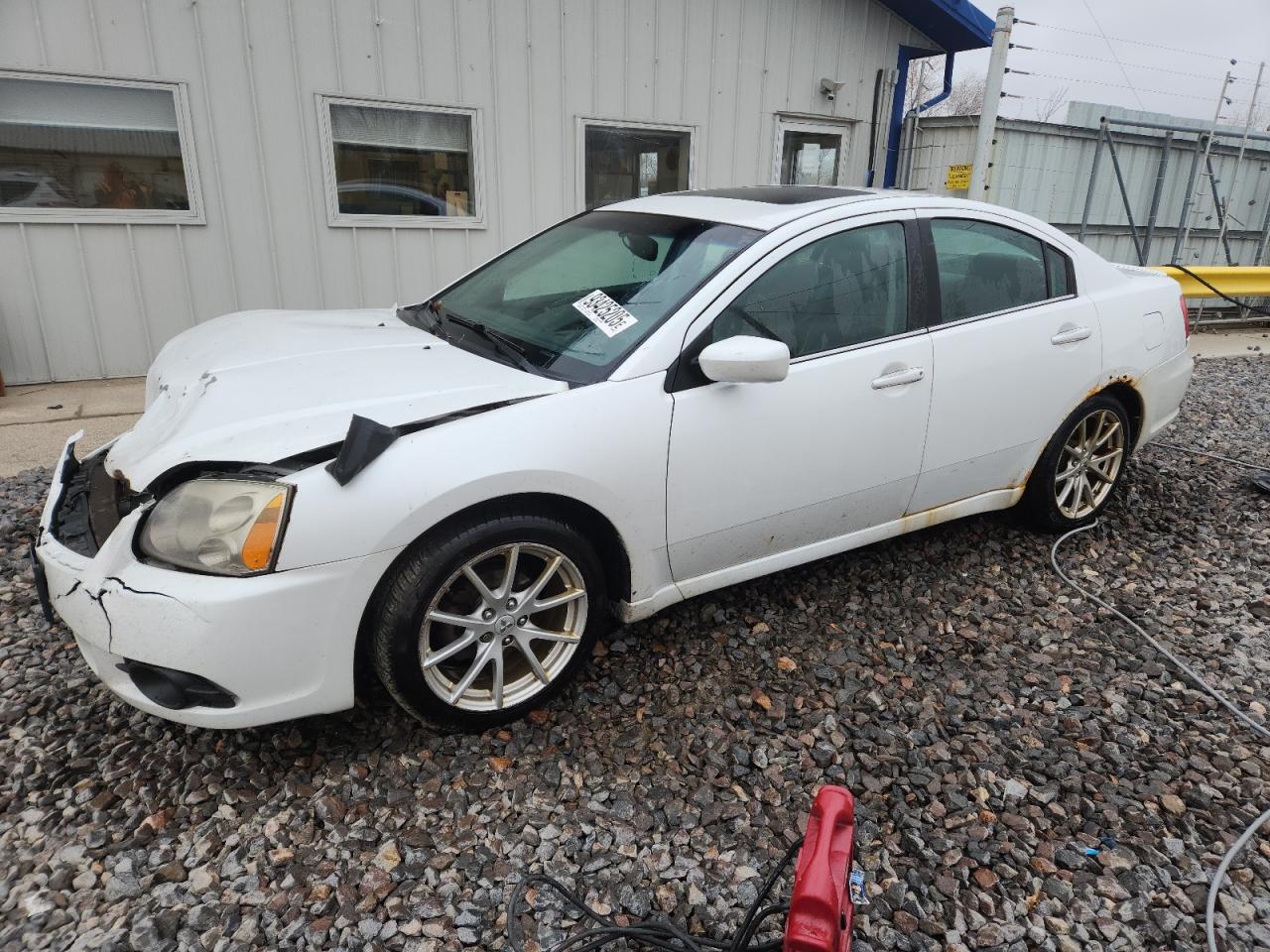 MITSUBISHI GALANT ES 2012