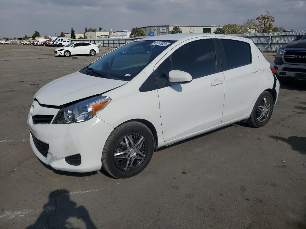 TOYOTA YARIS 2012