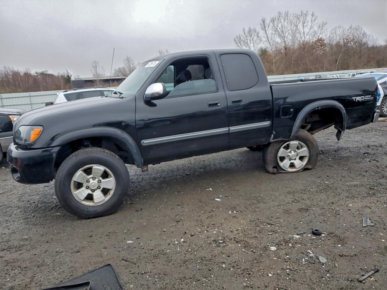 TOYOTA TUNDRA ACC 2003