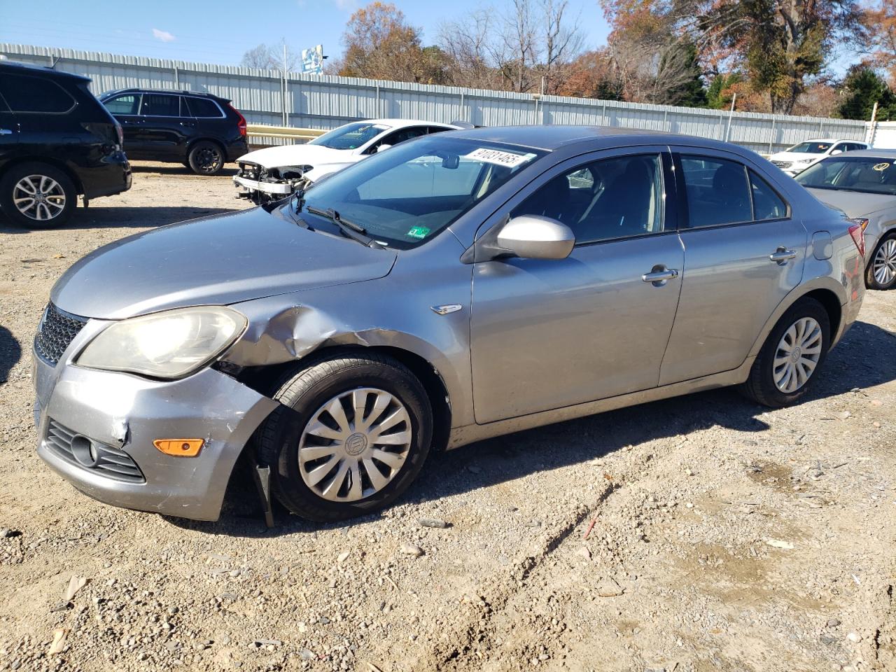 SUZUKI KIZASHI S 2012