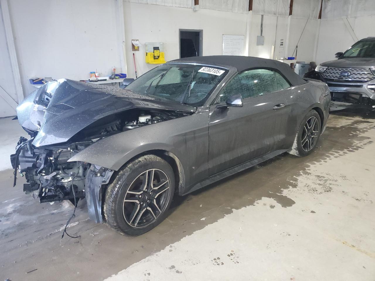 FORD MUSTANG 2019