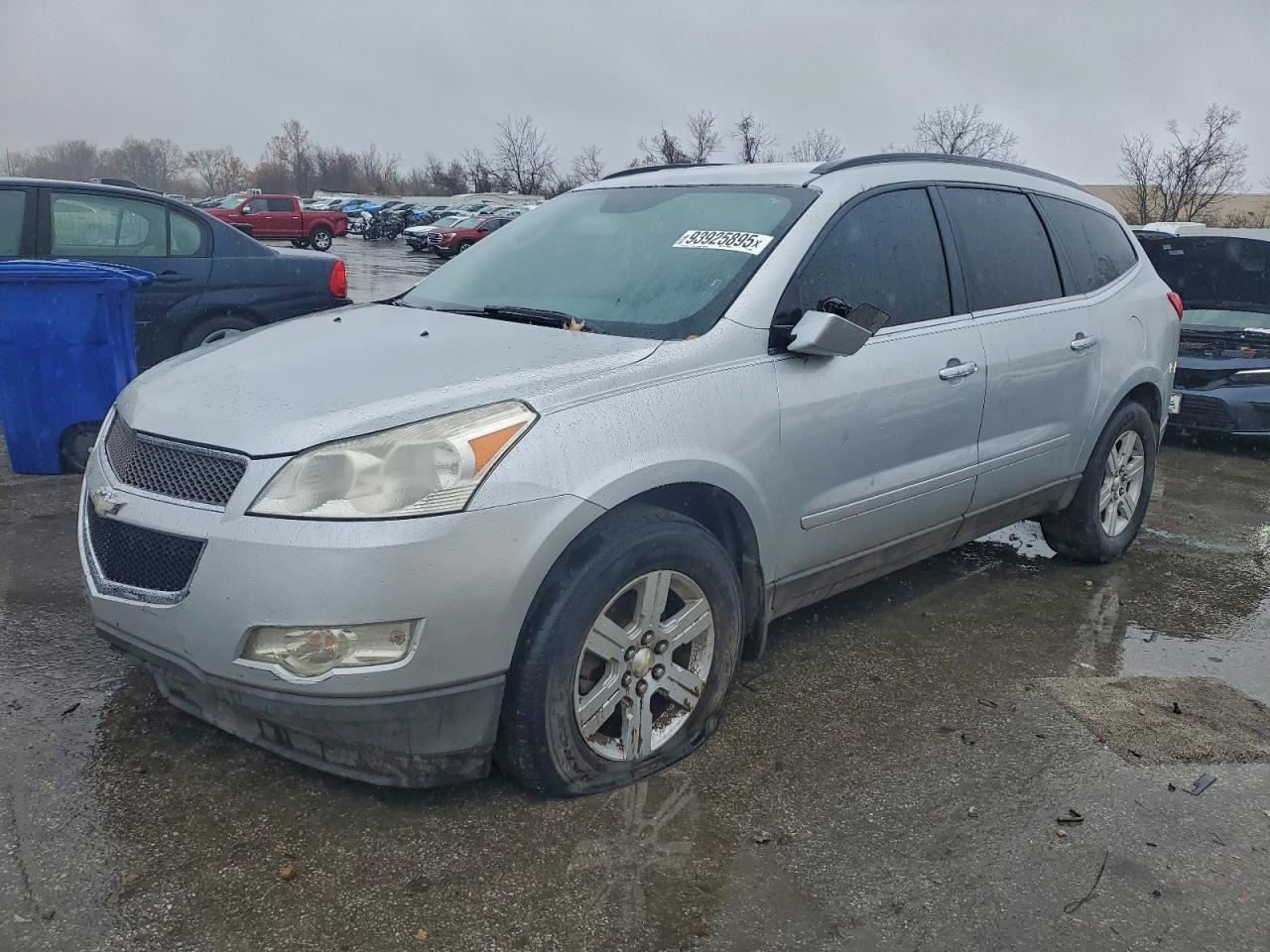 CHEVROLET TRAVERSE L 2011