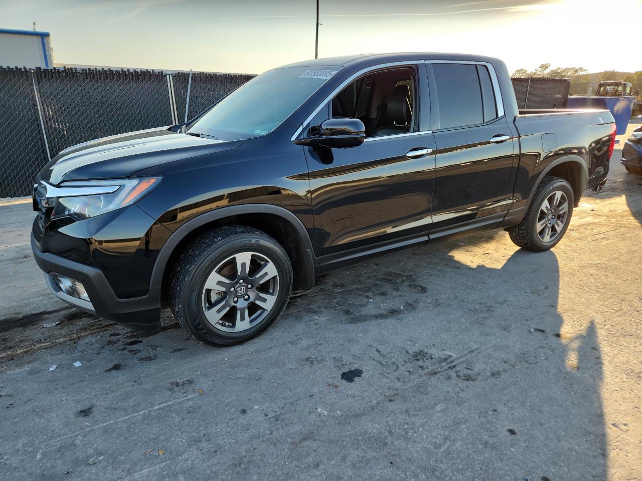 HONDA RIDGELINE 2019