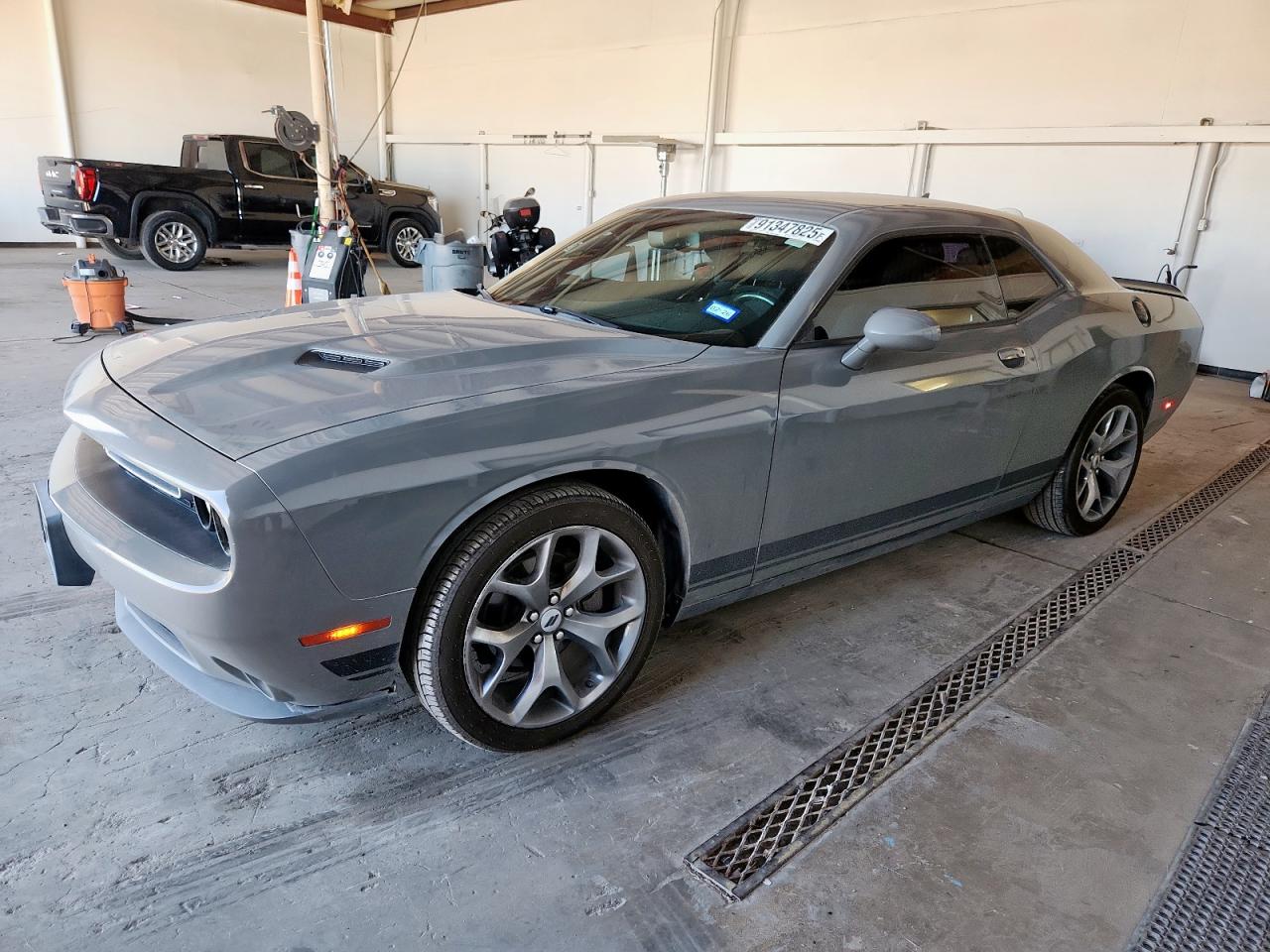 DODGE CHALLENGER 2017
