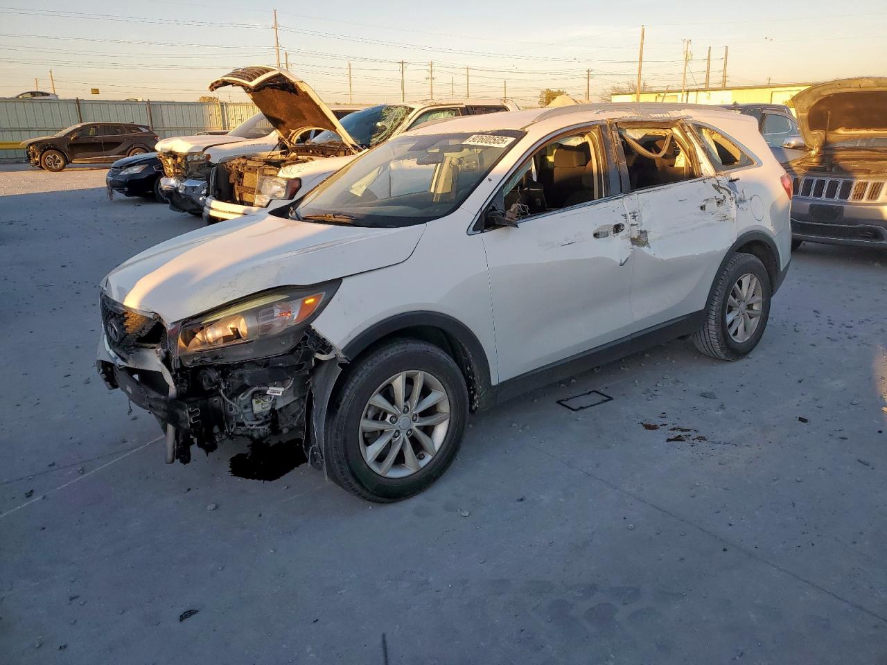 KIA SORENTO LX 2016