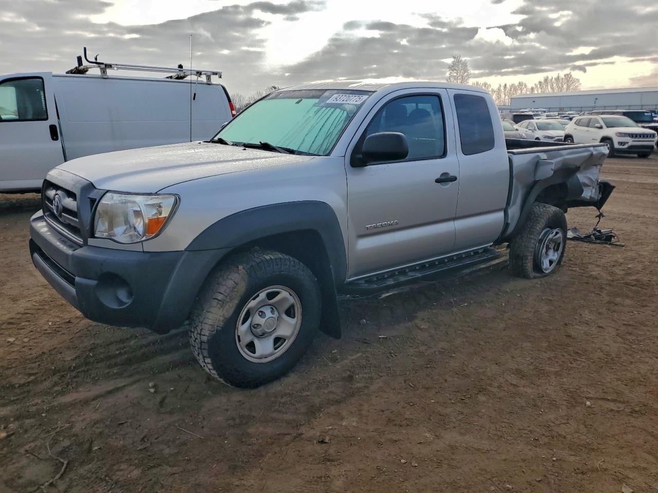 TOYOTA TACOMA ACC 2009