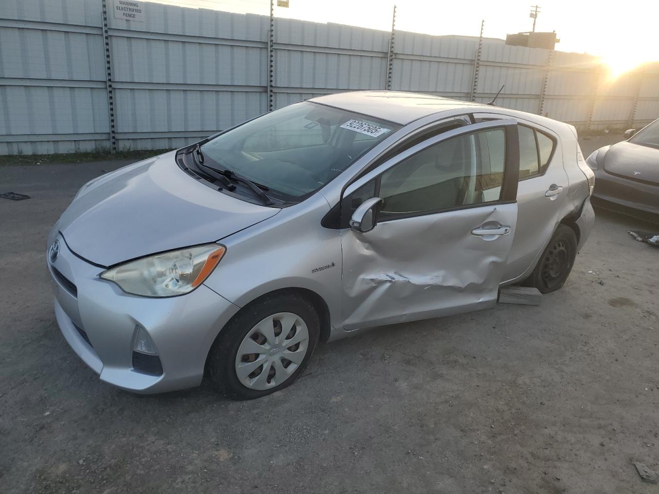 TOYOTA PRIUS C 2012