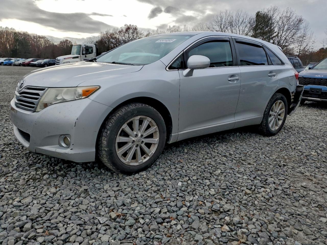 TOYOTA VENZA 2011