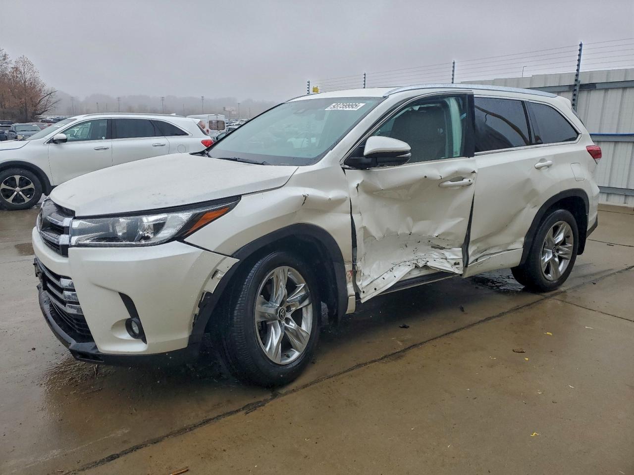 TOYOTA HIGHLANDER 2019