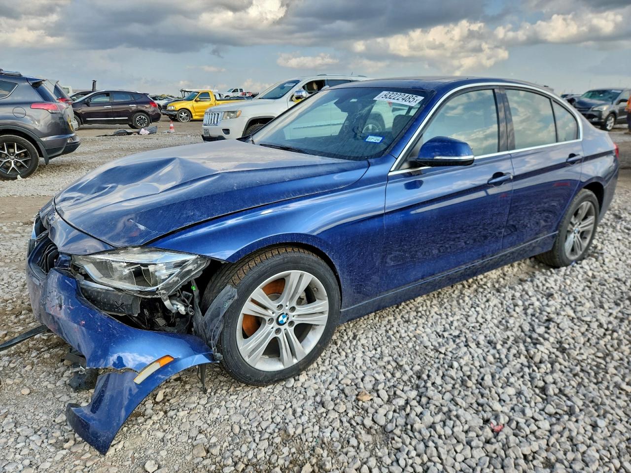 BMW 330 2018