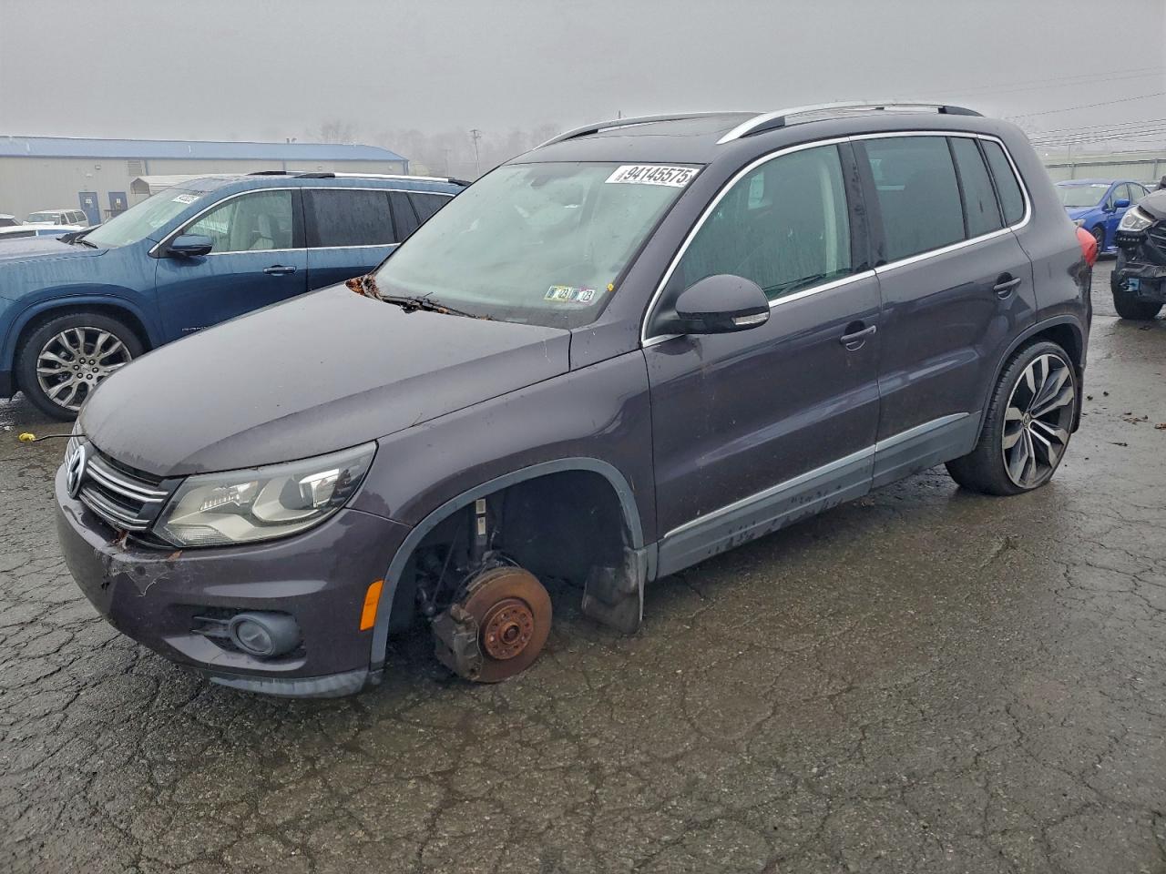 VOLKSWAGEN TIGUAN S 2016