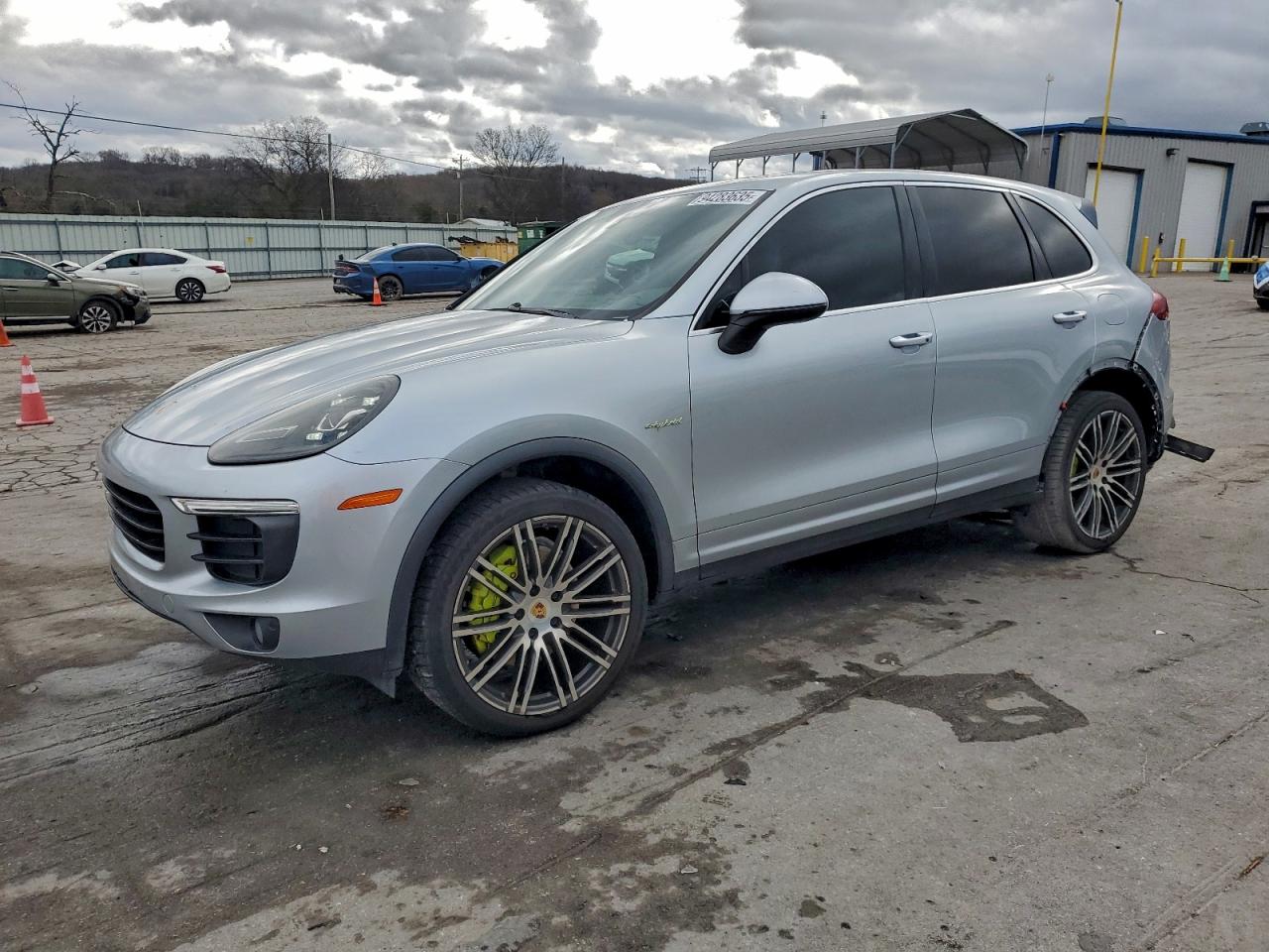 PORSCHE CAYENNE 2016