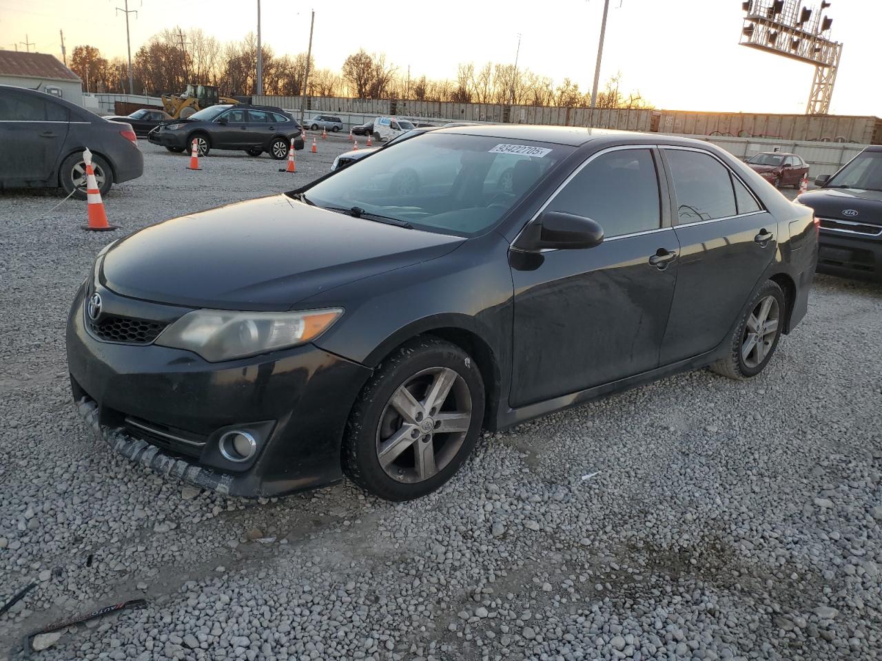 TOYOTA CAMRY BASE 2012