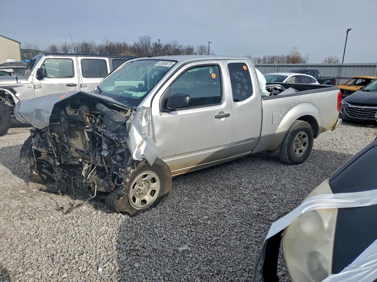 NISSAN FRONTIER 2014