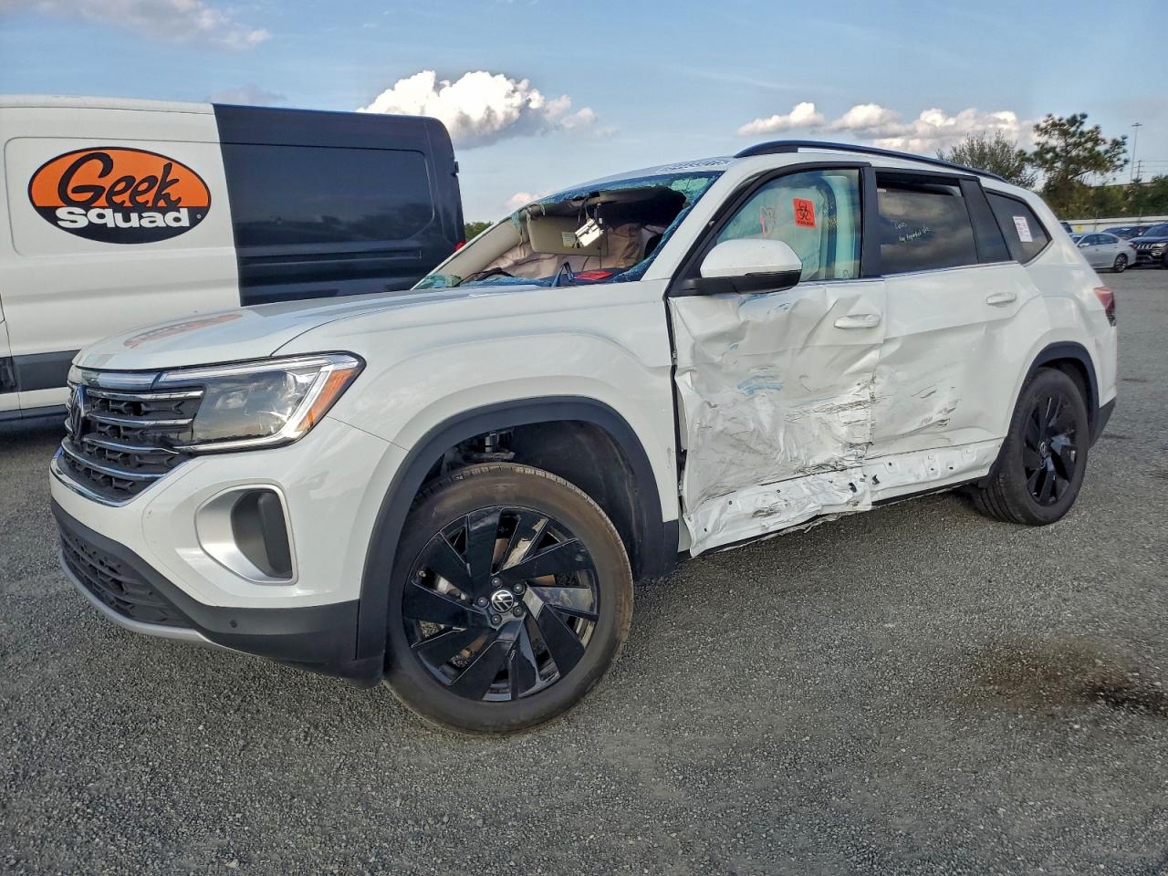 VOLKSWAGEN ATLAS SE 2025