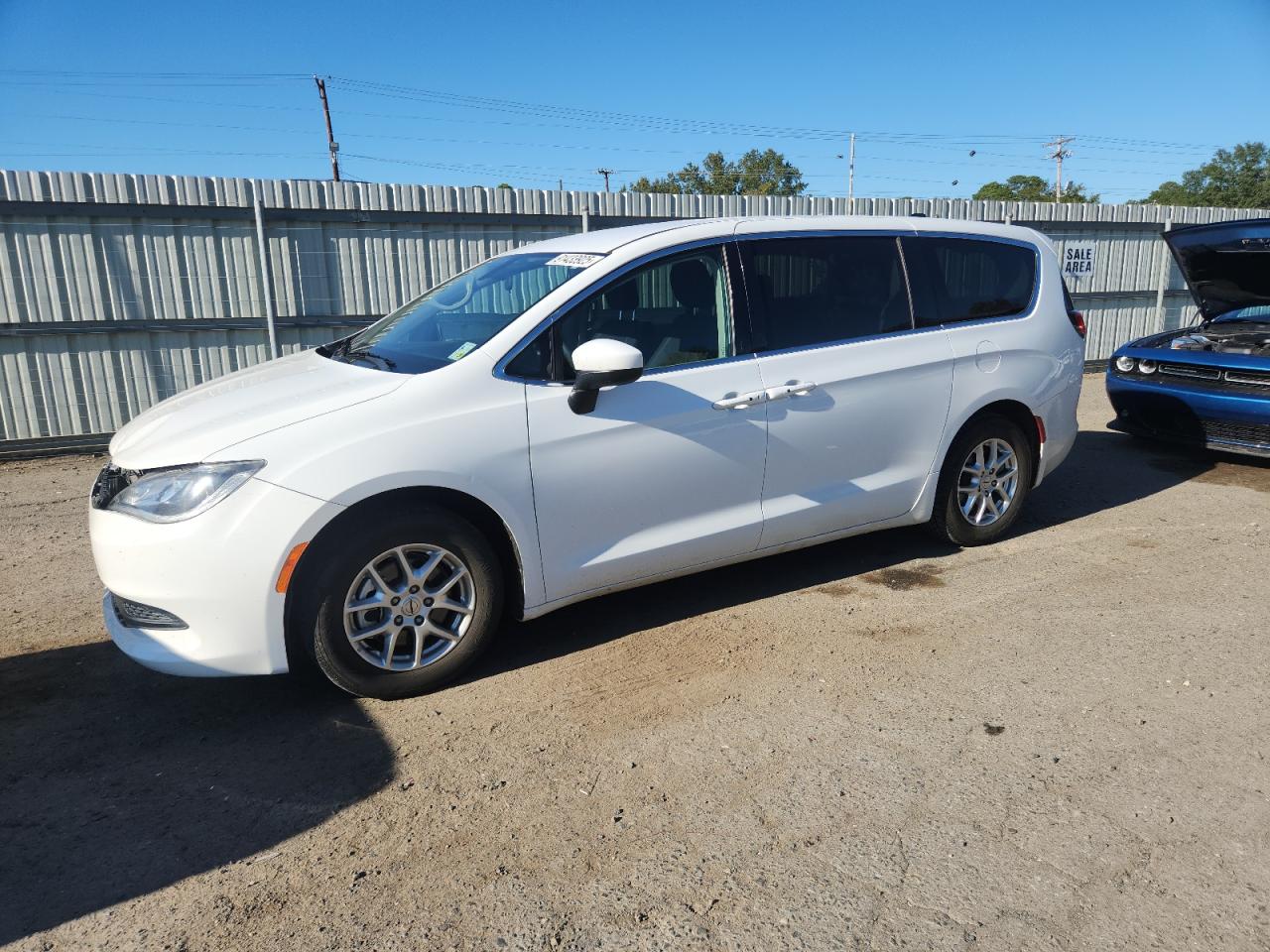 CHRYSLER VOYAGER LX 2022