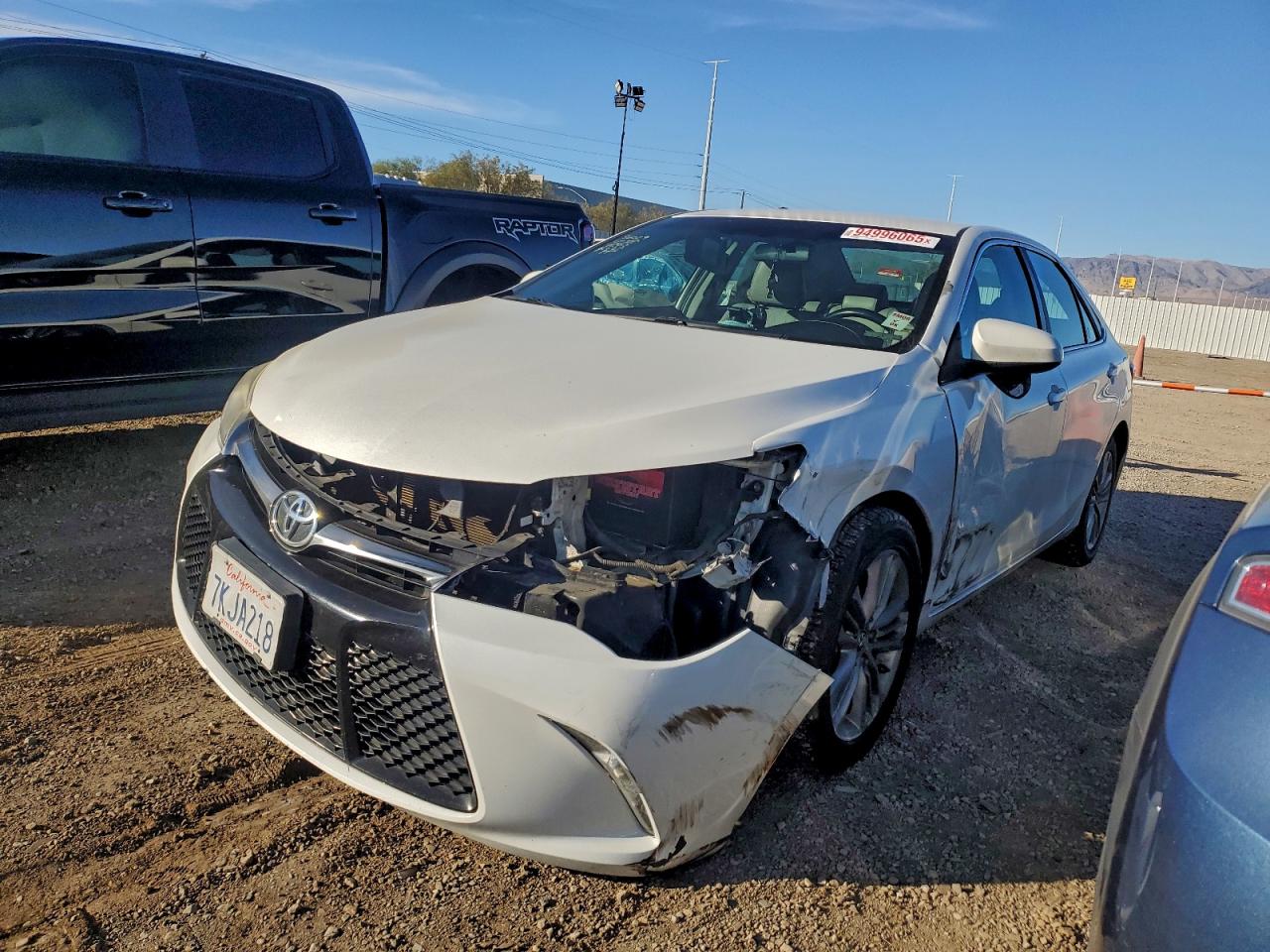 TOYOTA CAMRY LE 2015