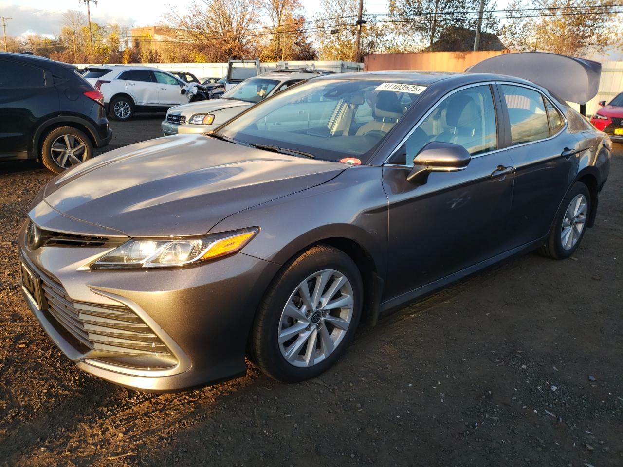 TOYOTA CAMRY LE 2024