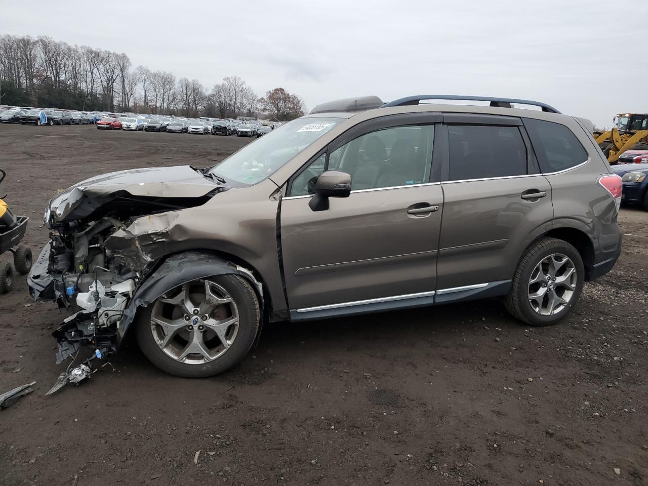 SUBARU FORESTER 2017