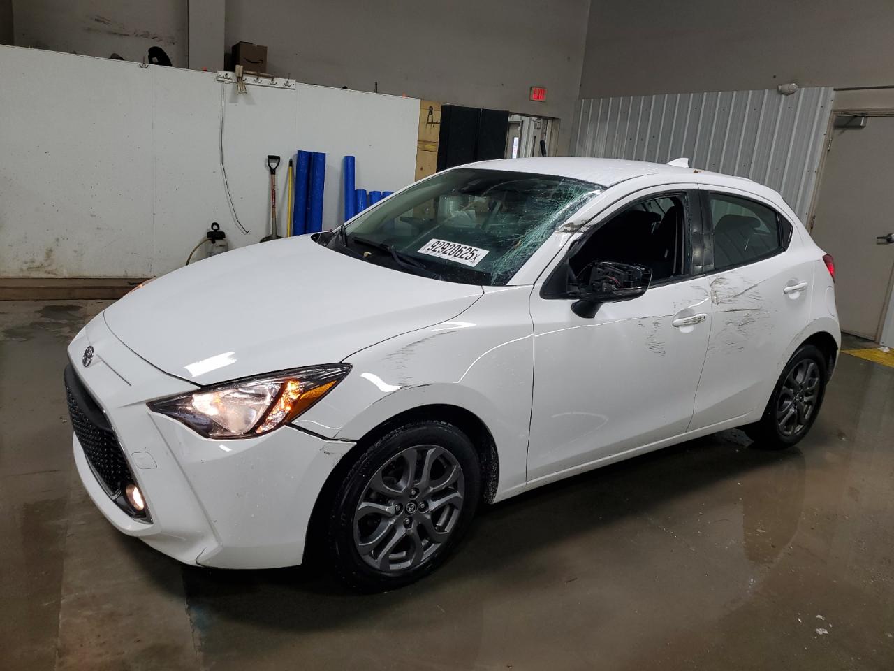 TOYOTA YARIS LE 2020